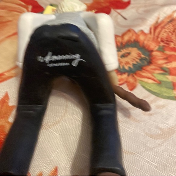 D Manning Limited Edition Shelf Sitter "Over The Hill" Old Man  7" - Picture 3 of 4